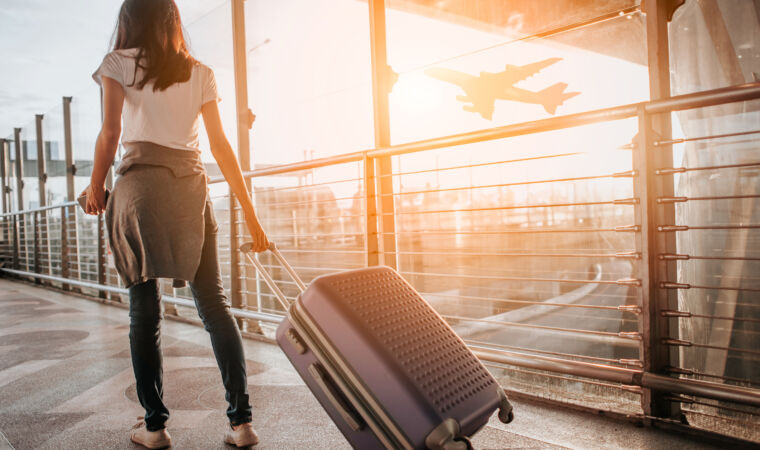 how to become a travel nurse